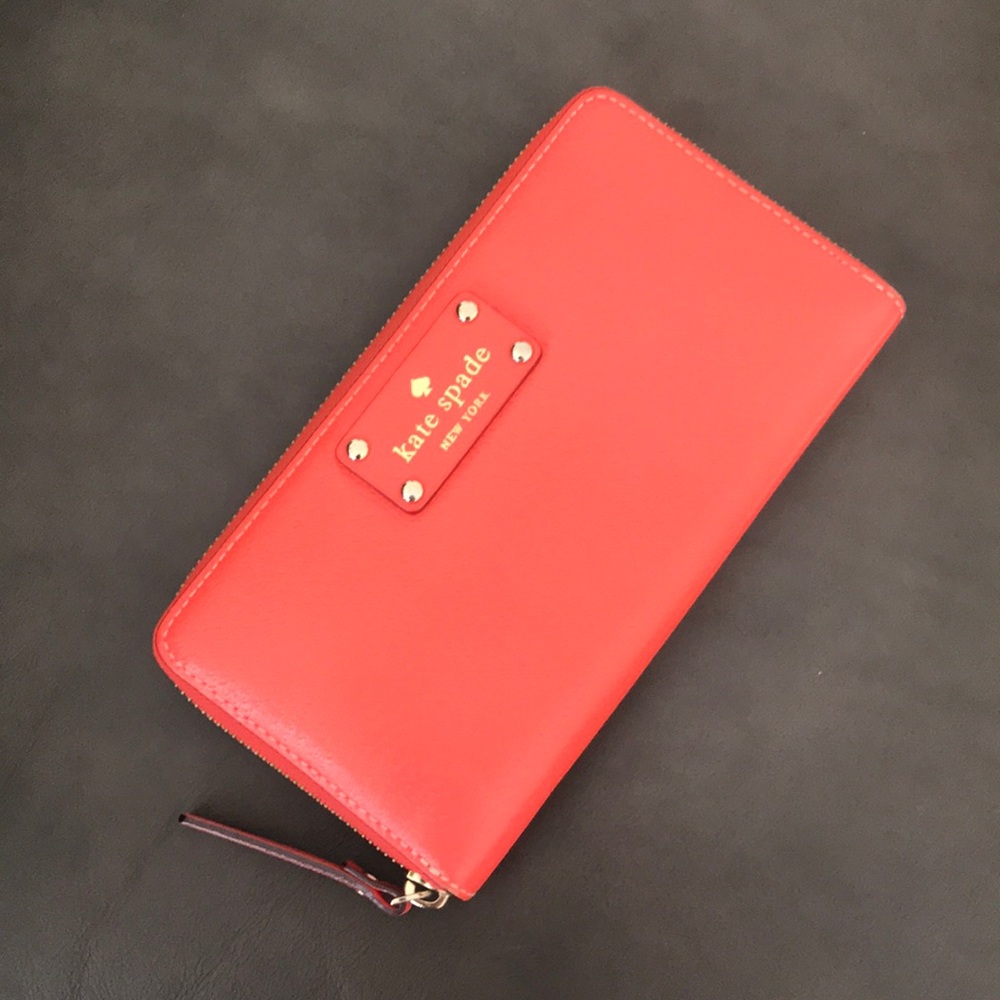 Kate Spade Coral Wallet